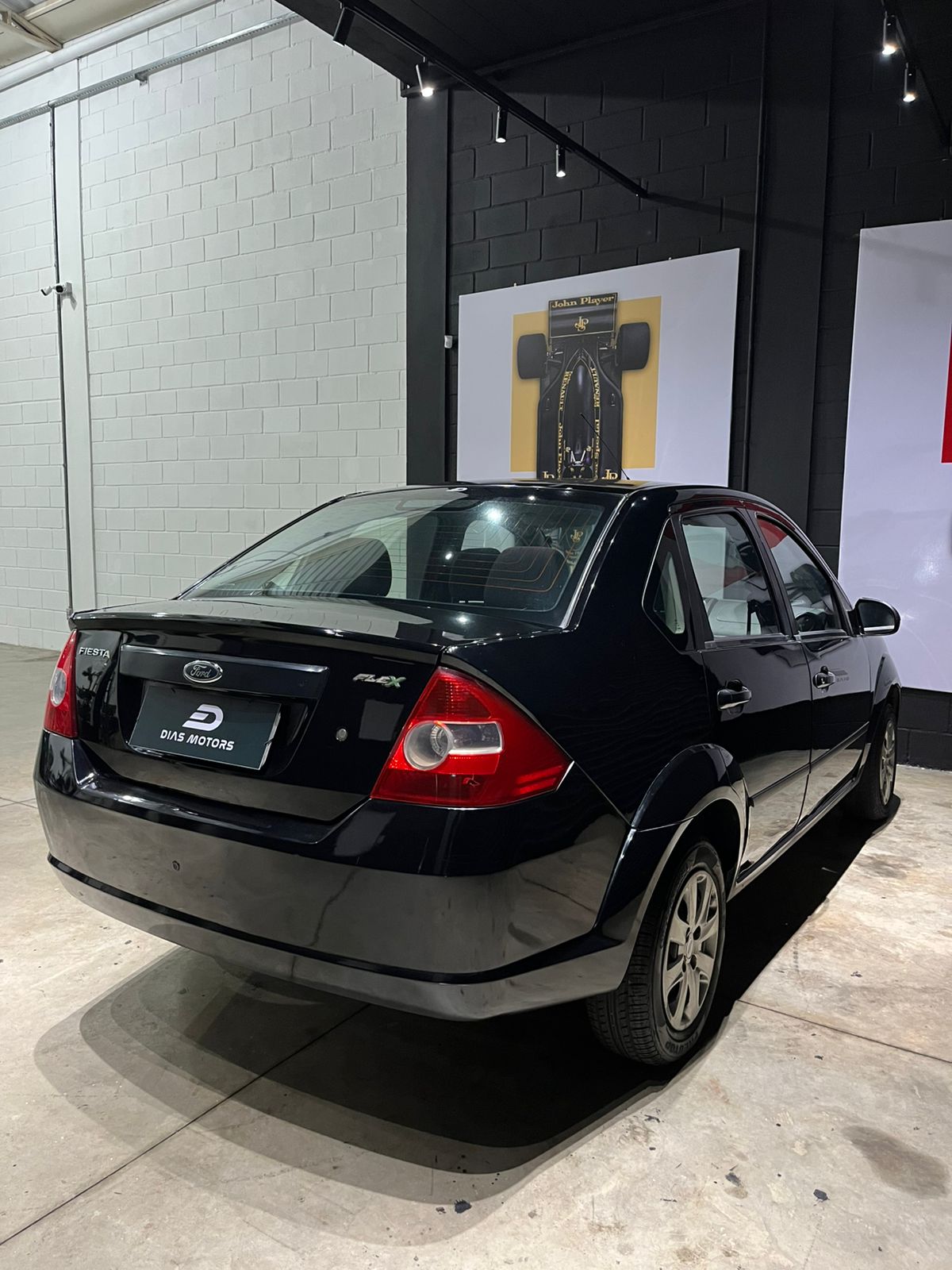 2010 FIESTA SEDAN 1.6