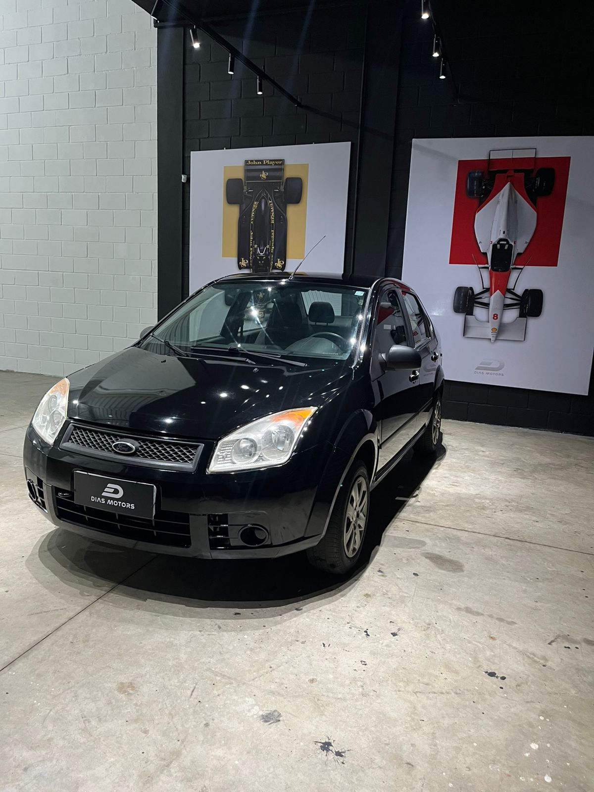 2010 FIESTA SEDAN 1.6