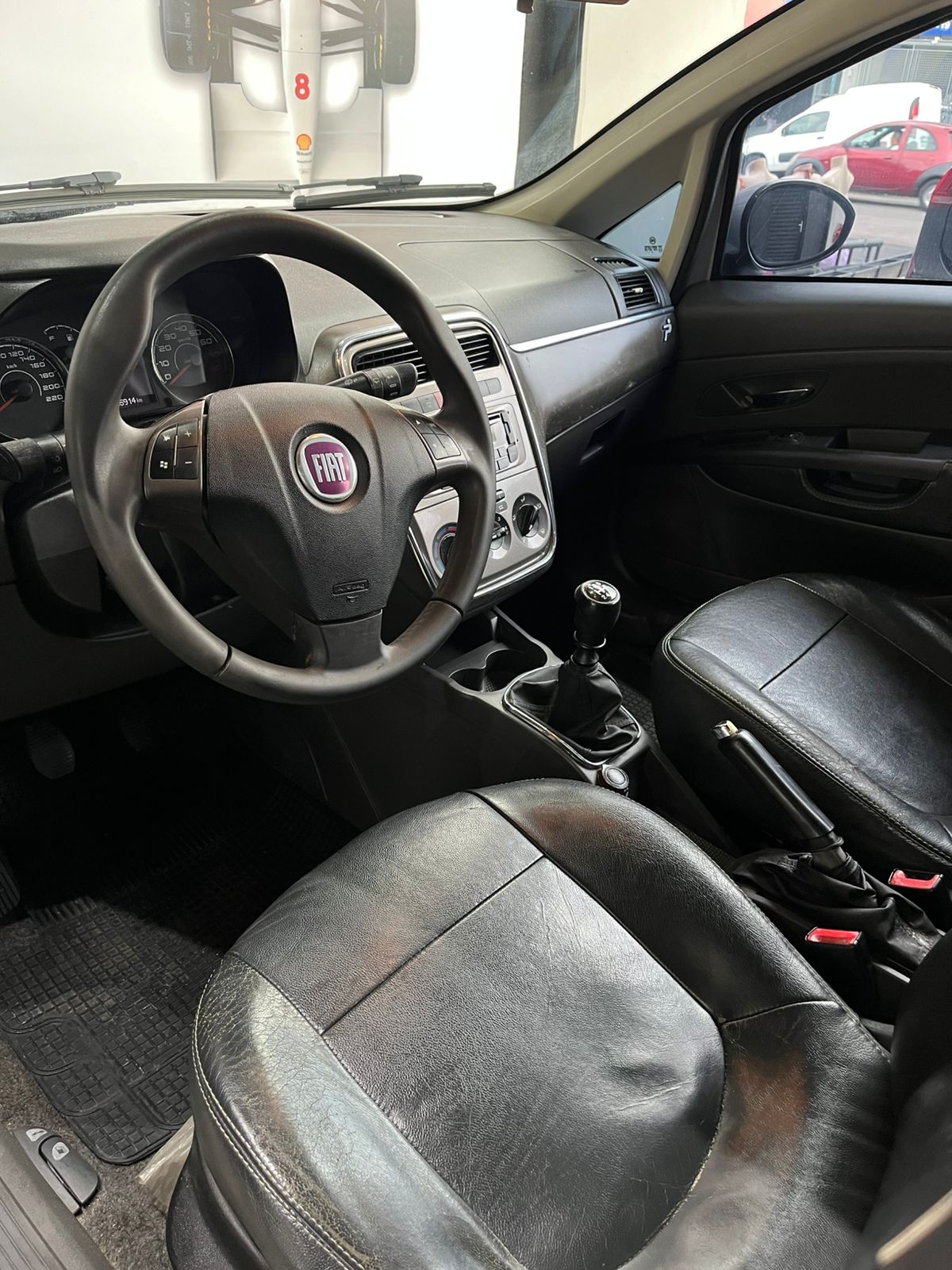 2011 PUNTO ESSENCE 1.8