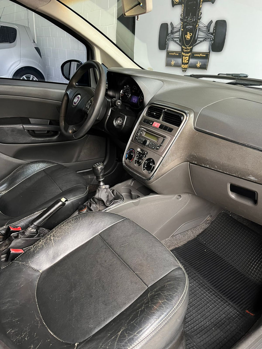 2011 PUNTO ESSENCE 1.8