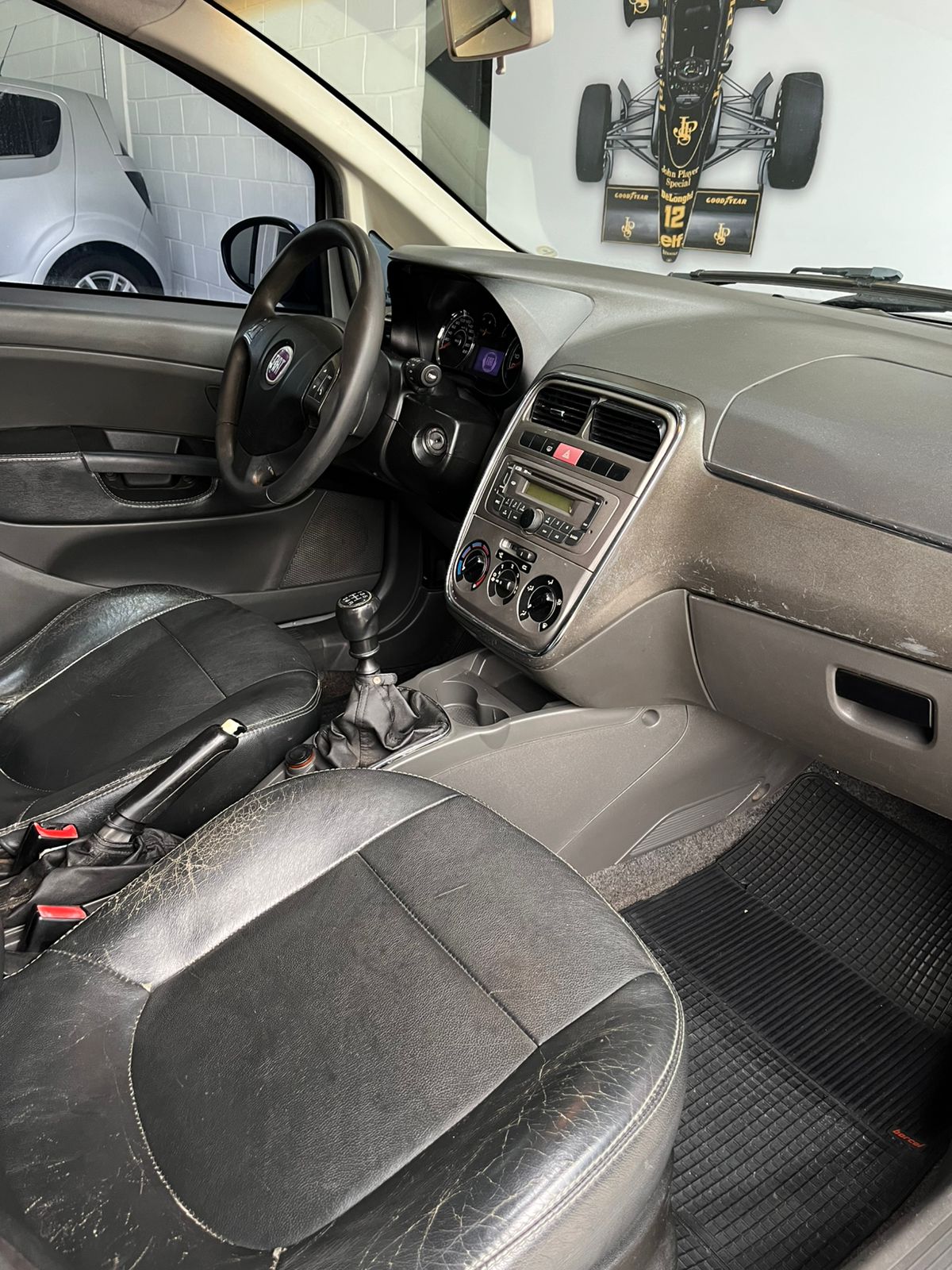 2011 PUNTO ESSENCE 1.8