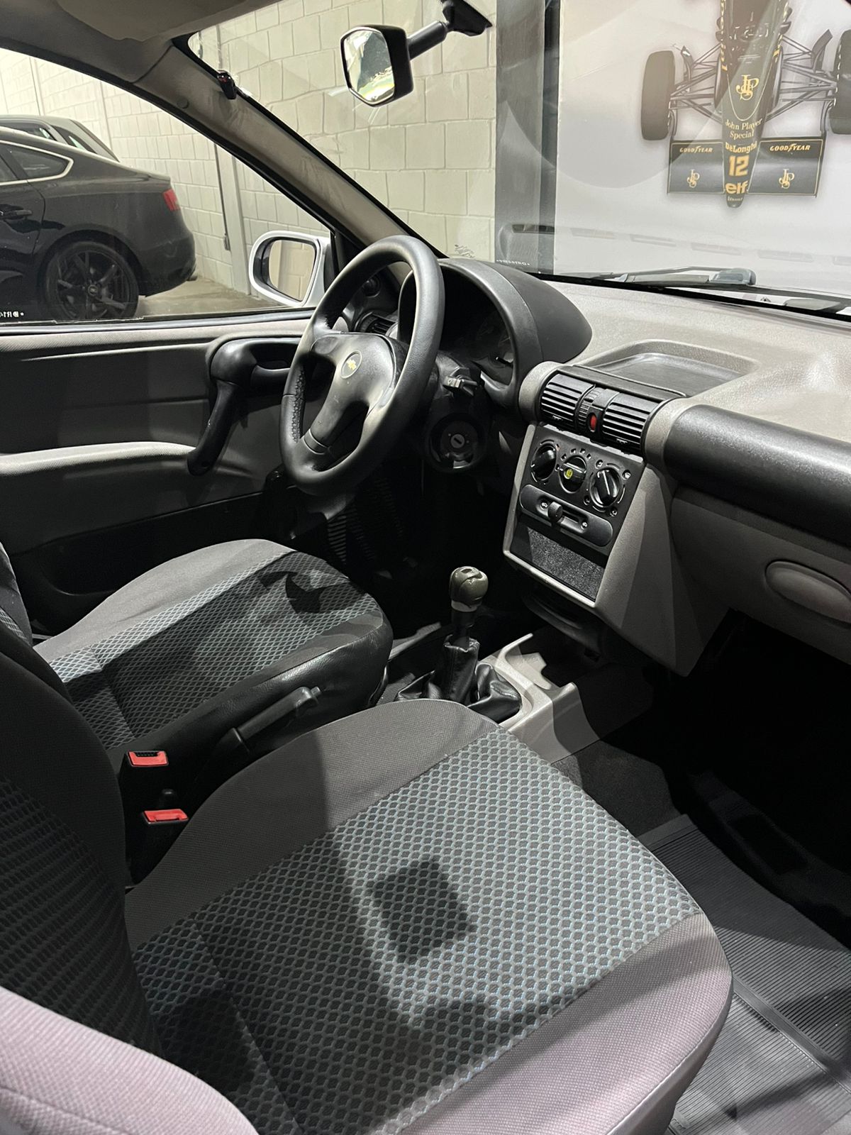 2013 CHEVROLET CLASSIC LS